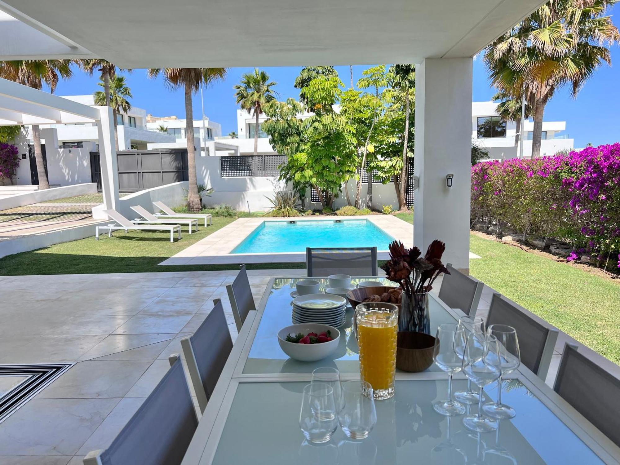Infinity Blue Villa *
